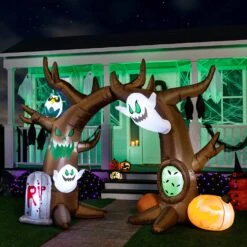 Jumbo Scary Tree Archway Inflatable (8 Ft) -Halloween Decorations Store 81wHbHVf8fL. AC SL1500