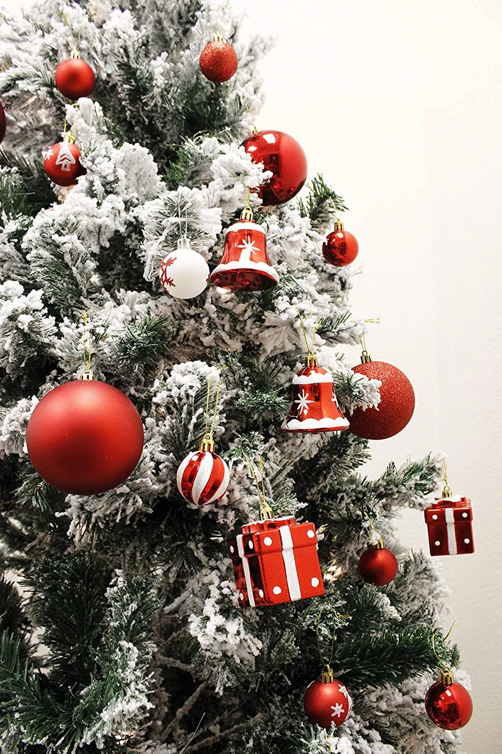 112 Pcs Red And White Christmas Ornaments - Image 6