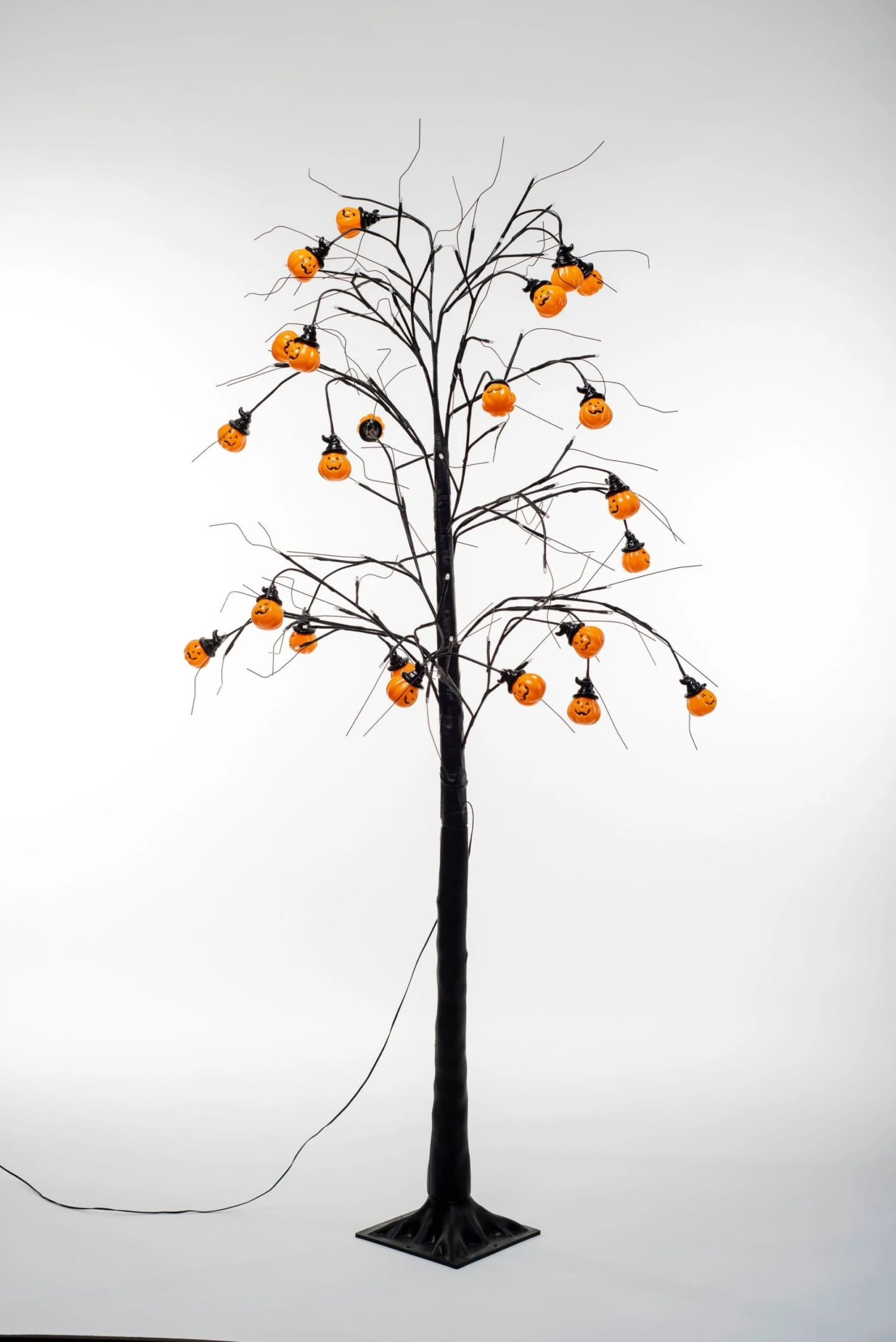 4ft Spooky Tree Halloween Decoration 8 4ft Spooky Tree Halloween Decoration - Image 6